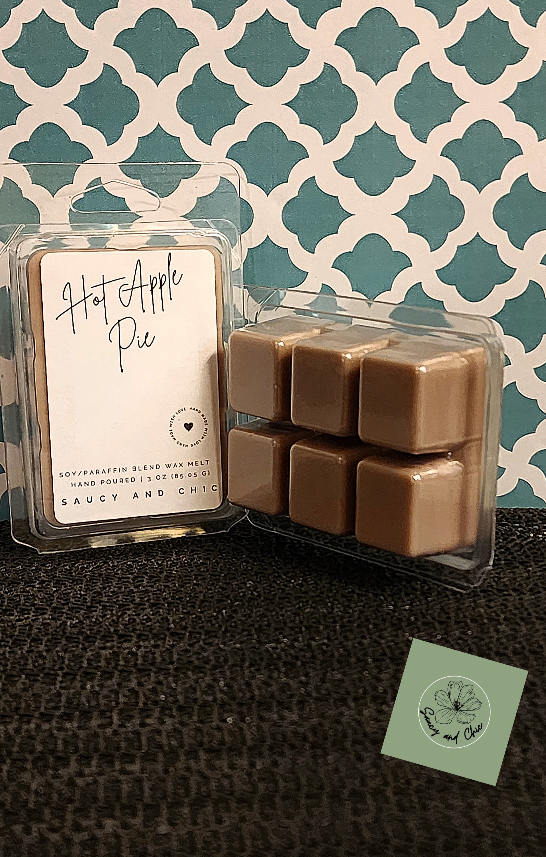 Hot Apple Pie Fragrance Wax Melt: Embrace the Comfort of Freshly Baked Goodness