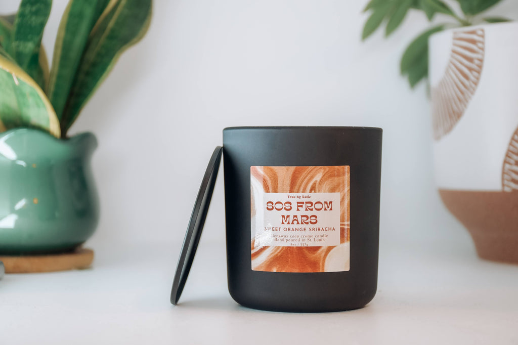 SOS From Mars Refillable Candle by True by Katie – Non-Toxic Beeswax & Coco Creme