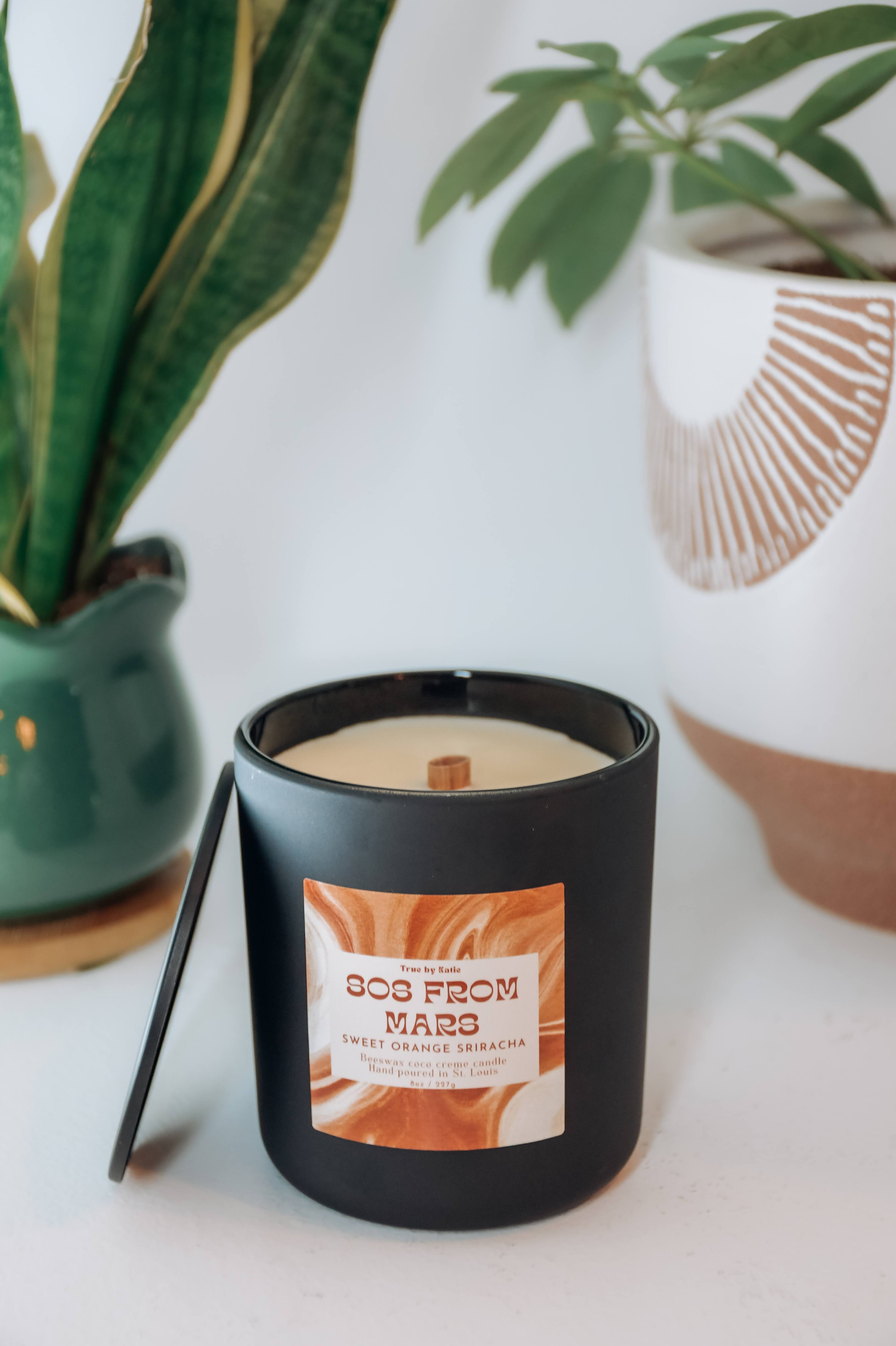 SOS From Mars Refillable Candle