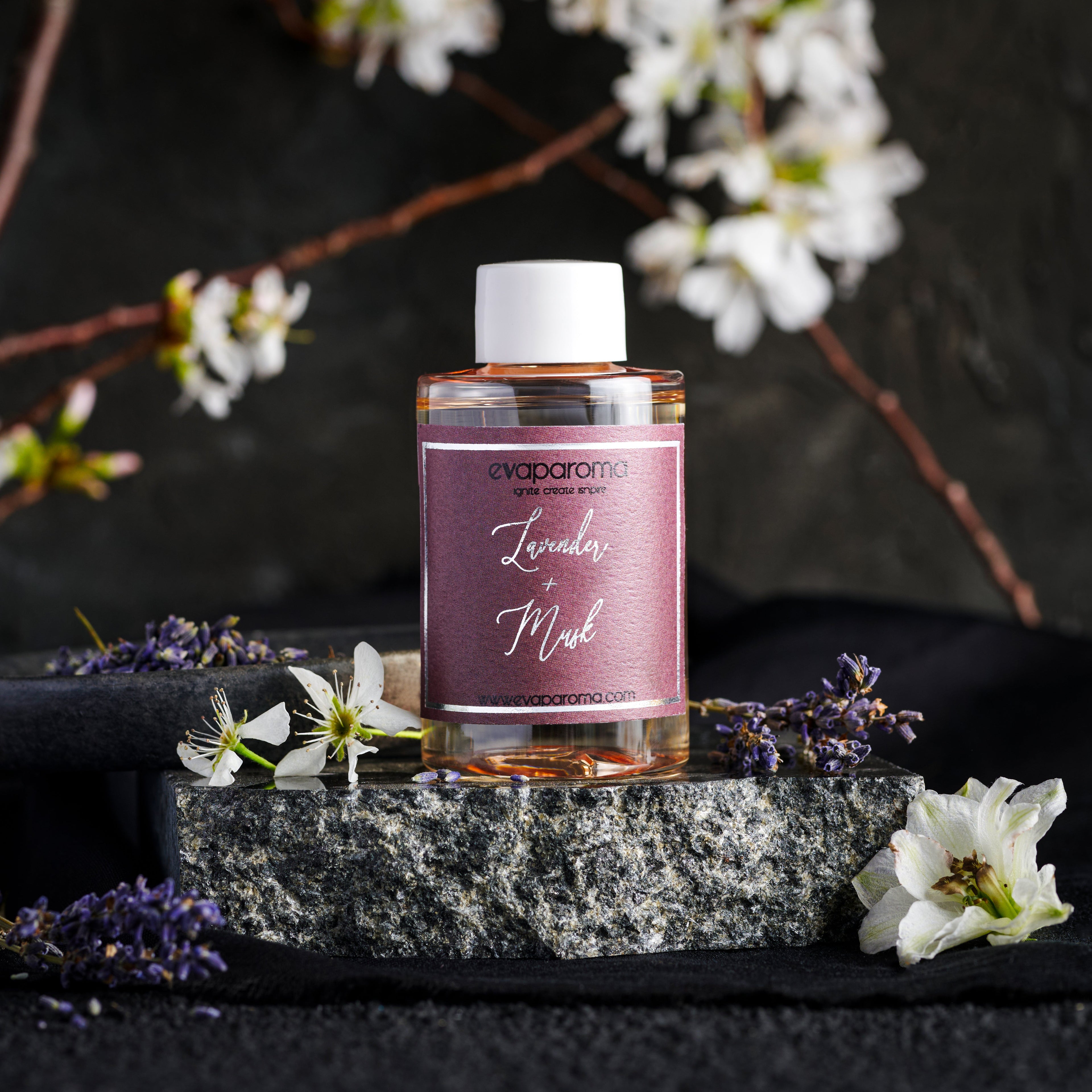 Lavender + Musk Fragrance Oil by Evaparoma