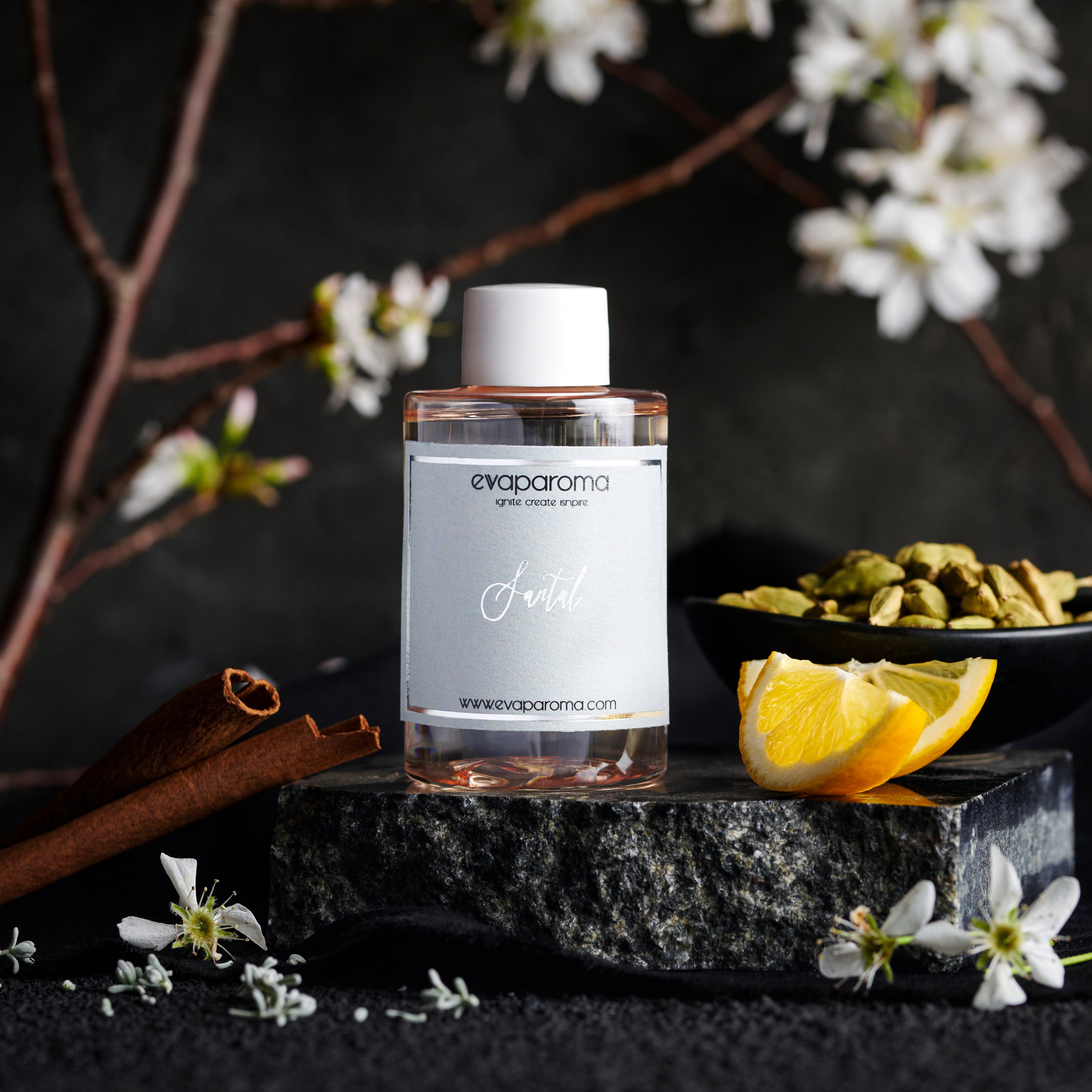 Santal Fragrance Oil by Evaparoma – Sandalwood & Amber Blend