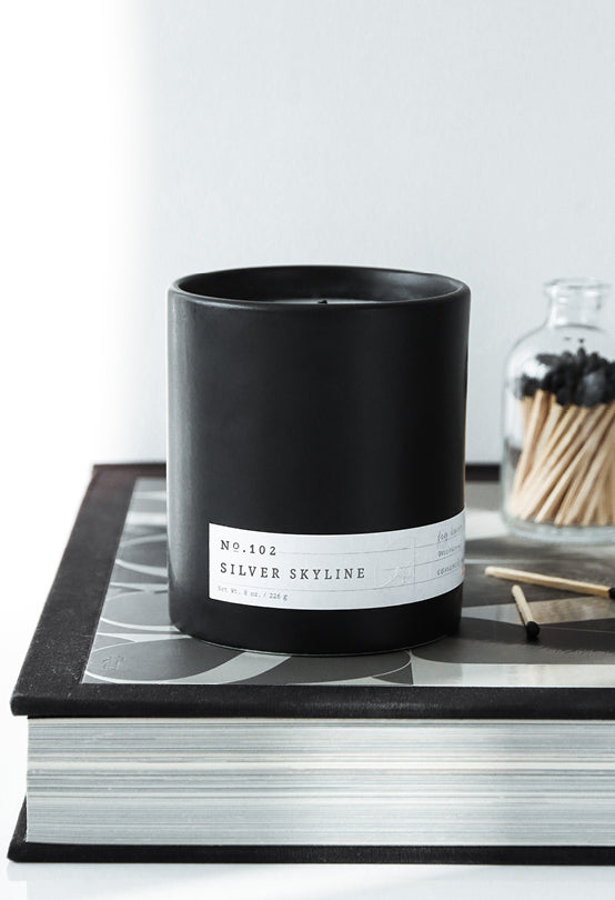 Aerangis No. 102 Silver Skyline Luxury Scented Candle