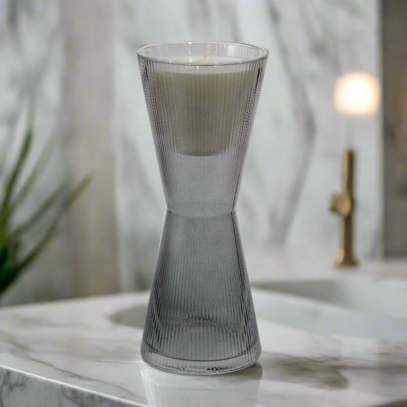 AIZ Candle - Oud & Bergamot