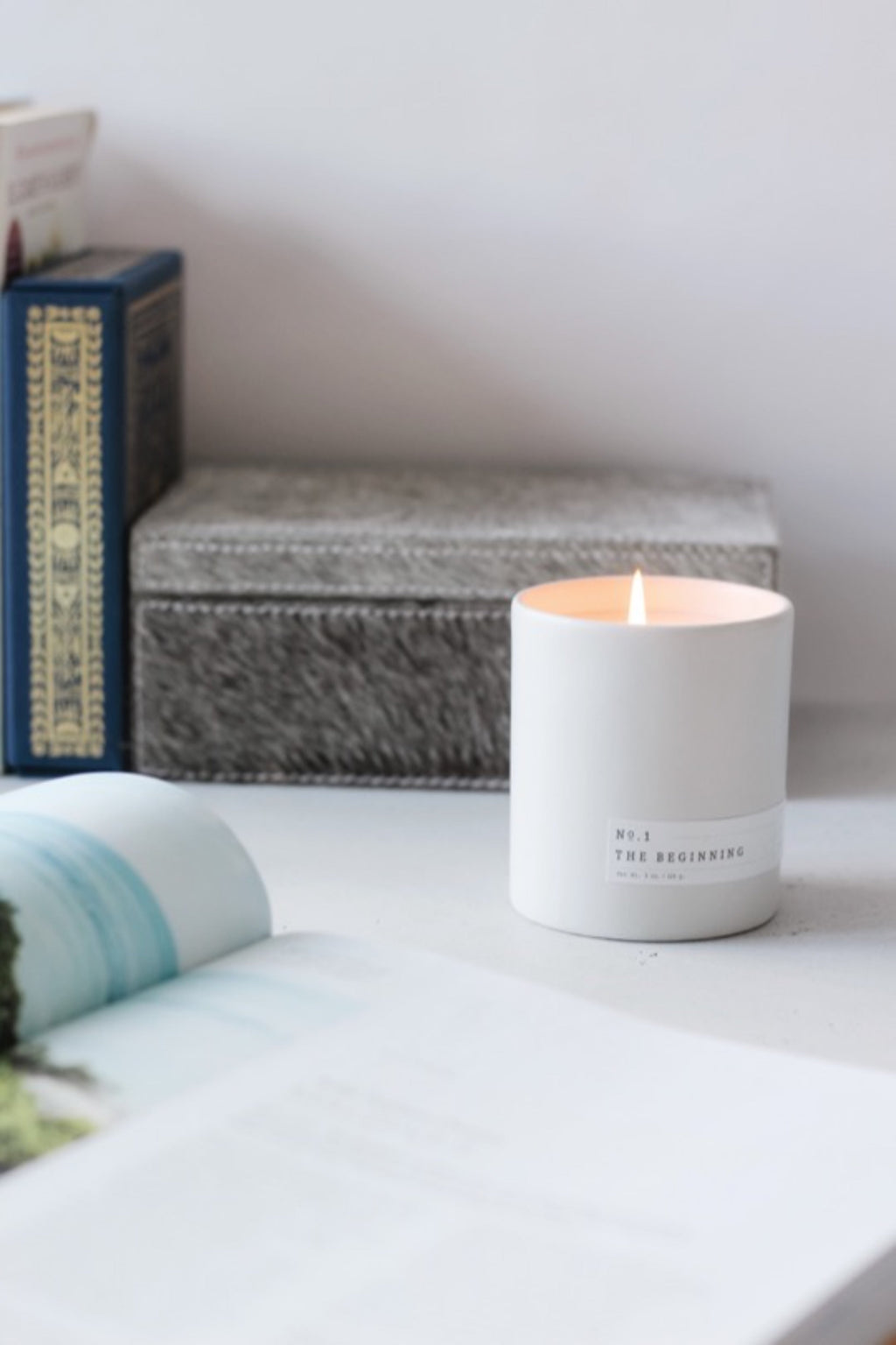 Aerangis No. 1 The Beginning Candle – Sandalwood & Orchid Signature Collection