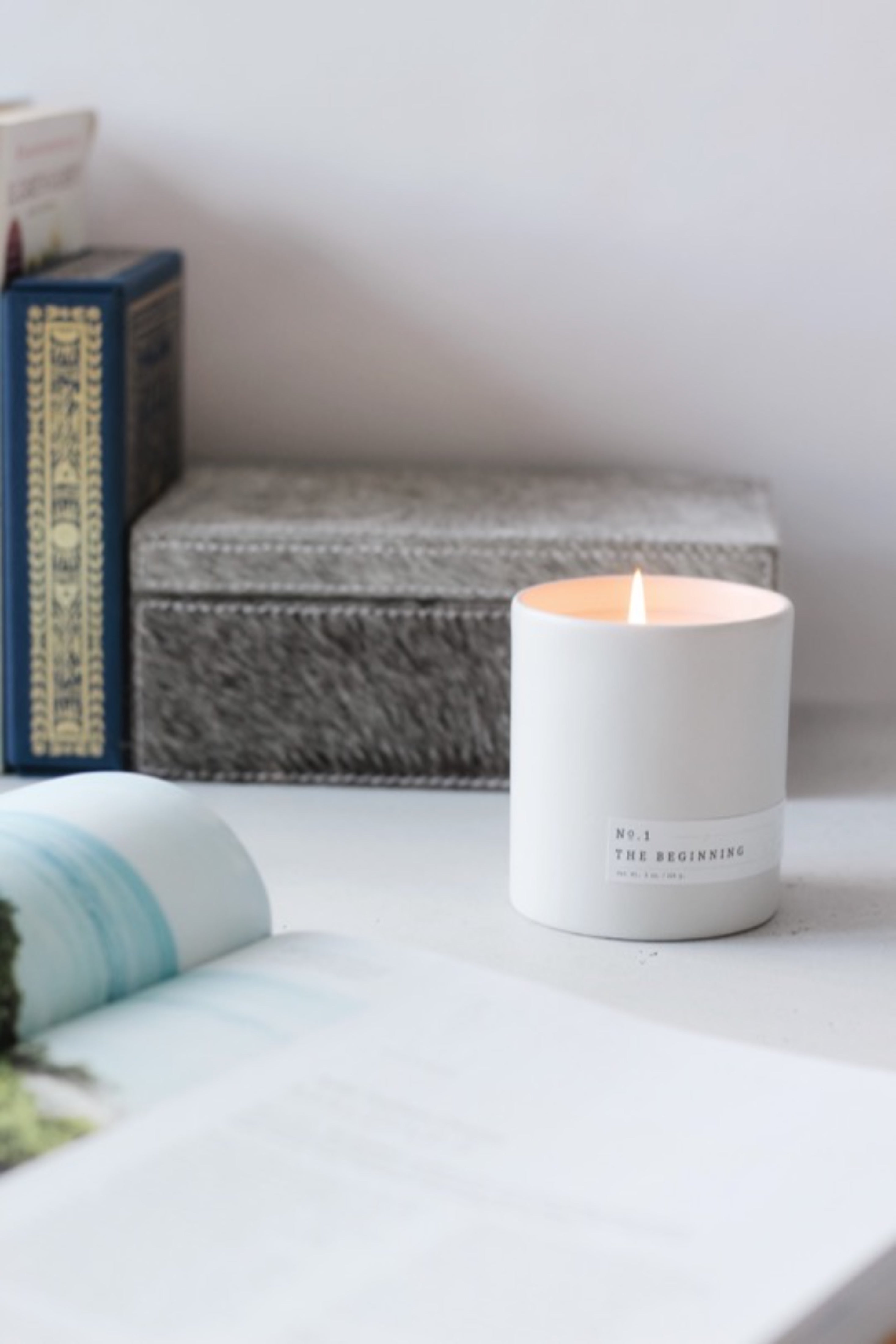 Aerangis No. 1 The Beginning Candle – Sandalwood & Orchid Signature Collection