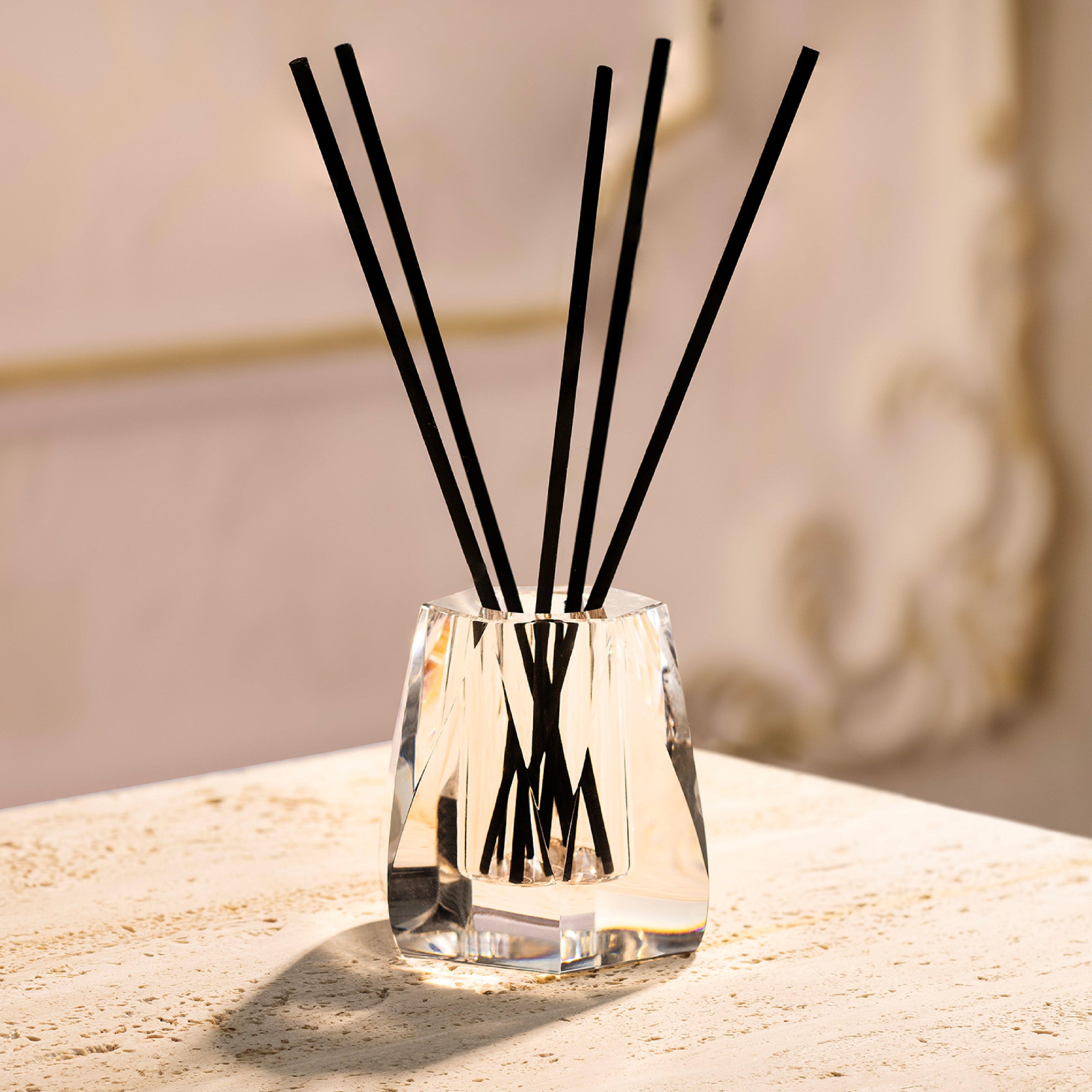 Crystallo Lute Reed Diffuser by Scent New York