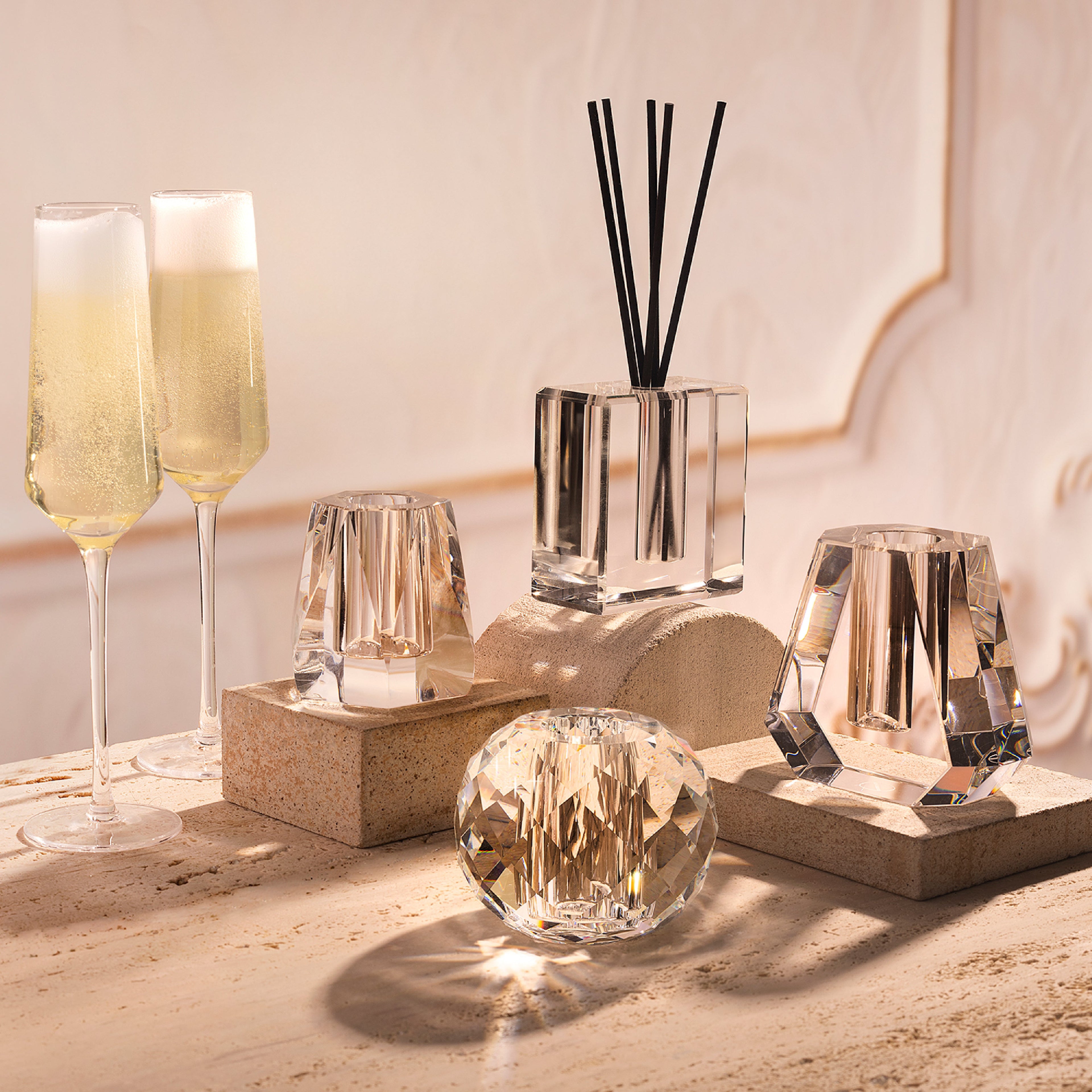 Crystallo Orb Reed Diffuser by Scent New York
