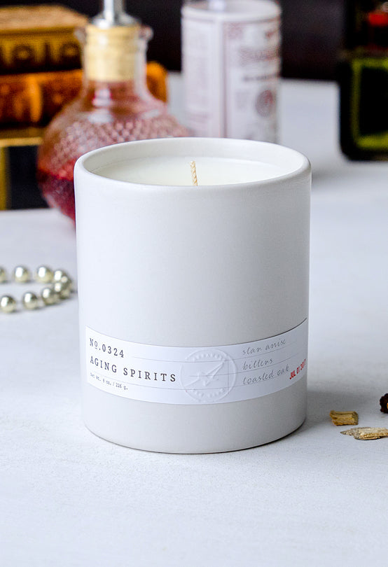 Aerangis No. 0324 Aging Spirits Signature Collection Candle