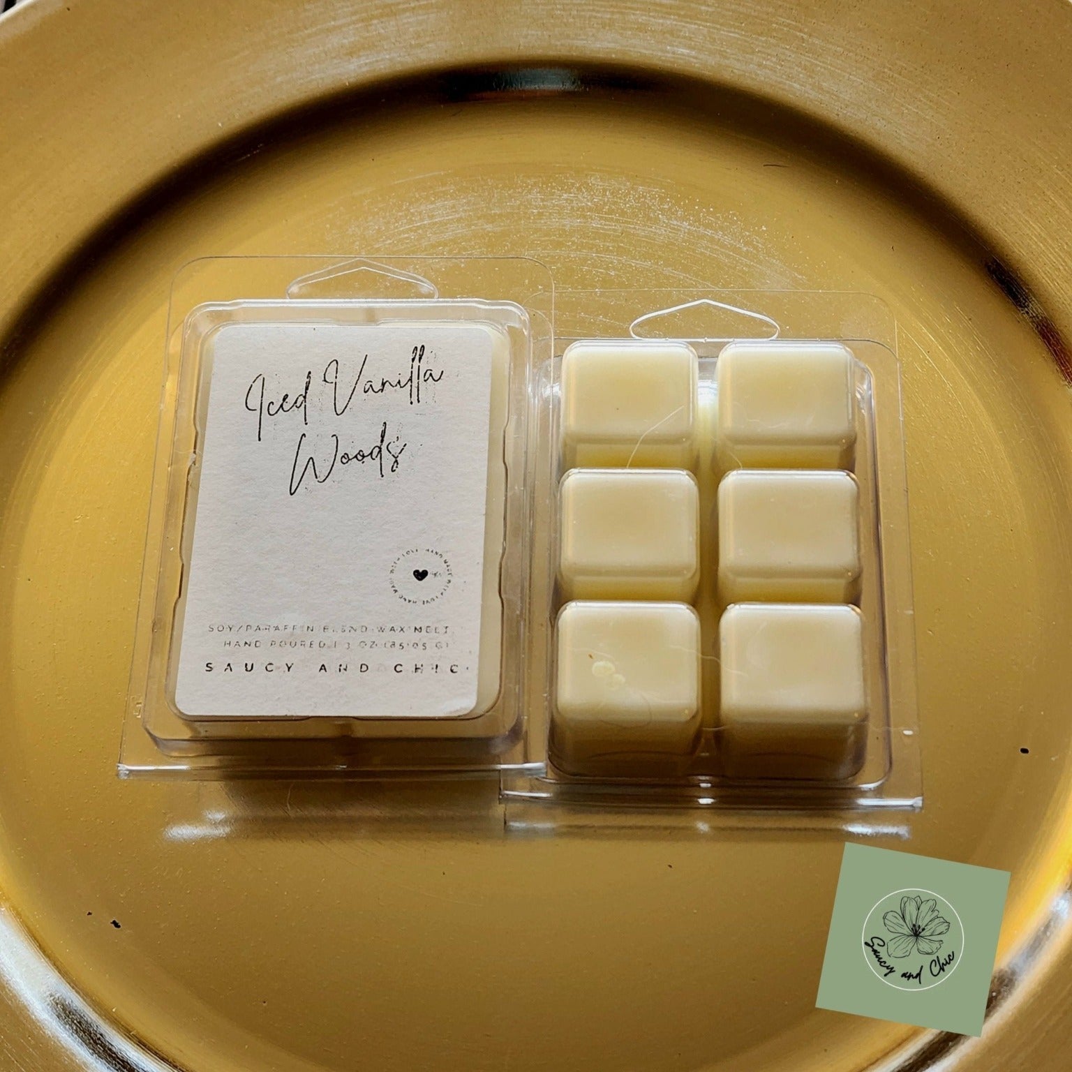 Iced Vanilla Woods Wax Melts: Cool and Warm Blend for a Luxurious Scent