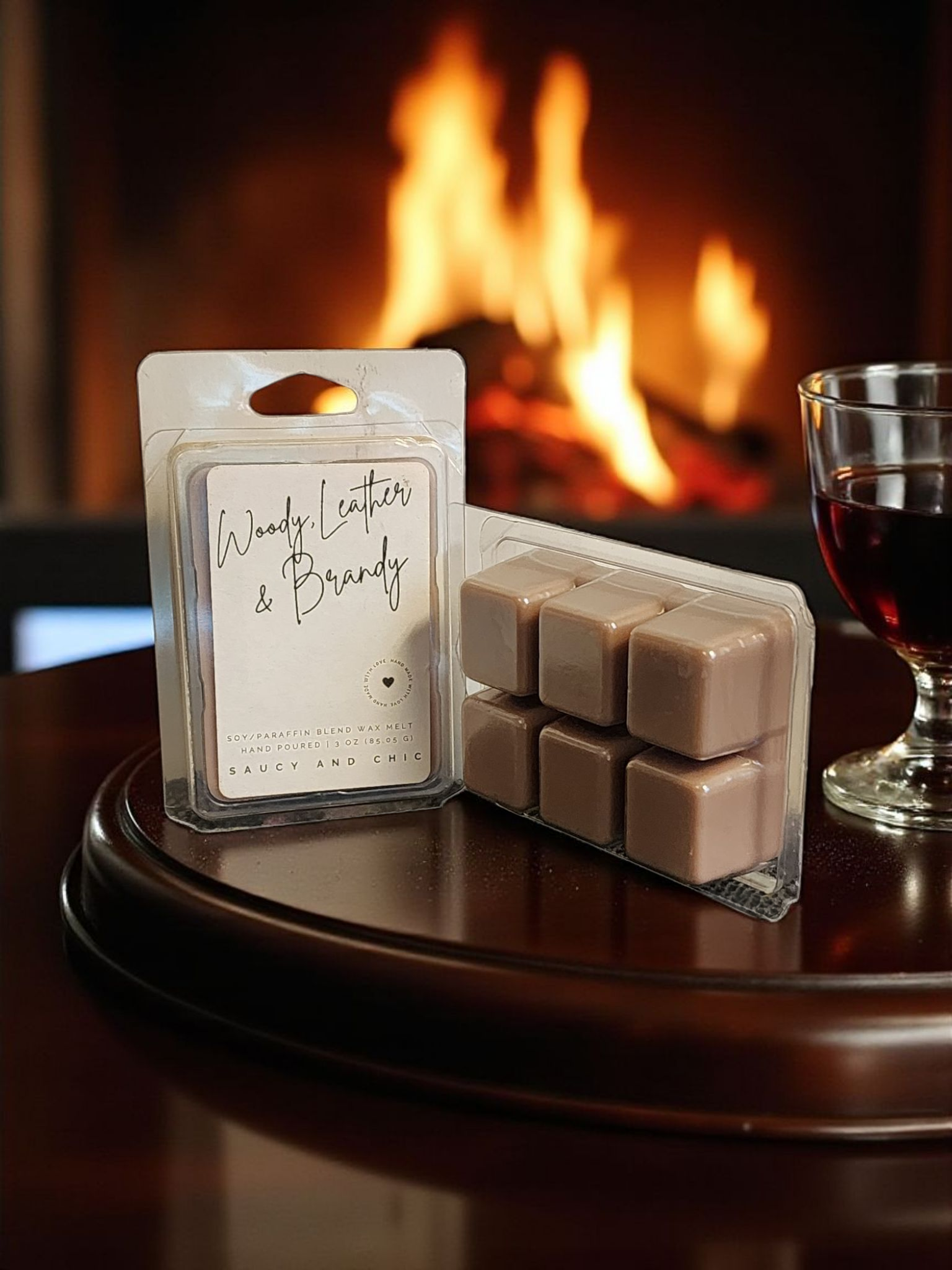 Woody Leather and Brandy Wax Melt – Rich, Luxurious Aroma for Cozy Nights