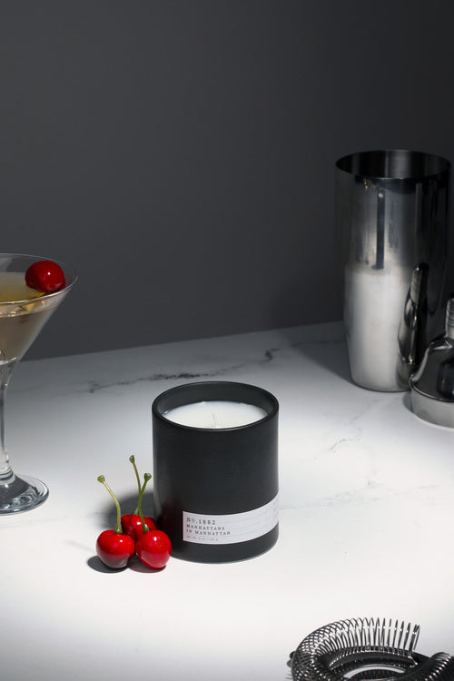 Aerangis No. 1882 Manhattans in Manhattan Luxury Scented Candle